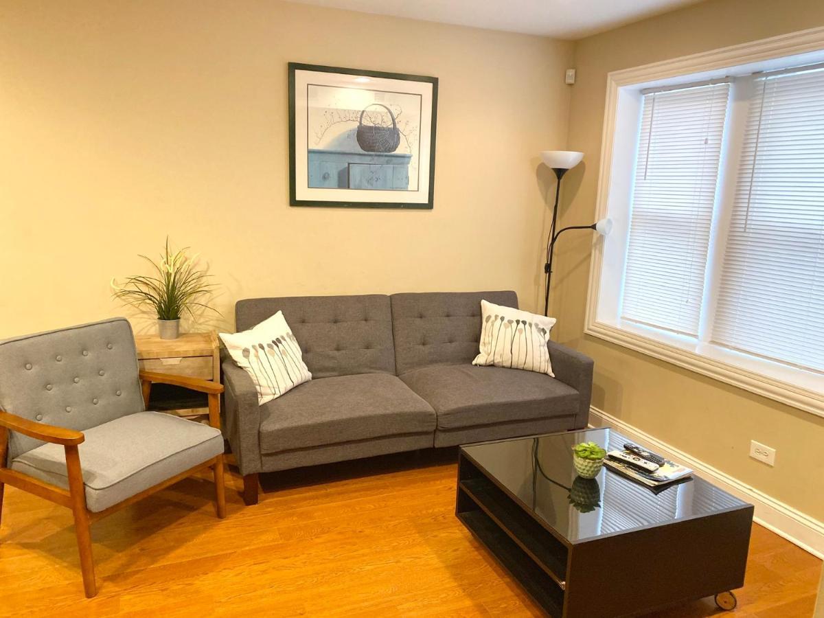 Entire Modern 2 Bedroom Apartment Chicago Exterior photo